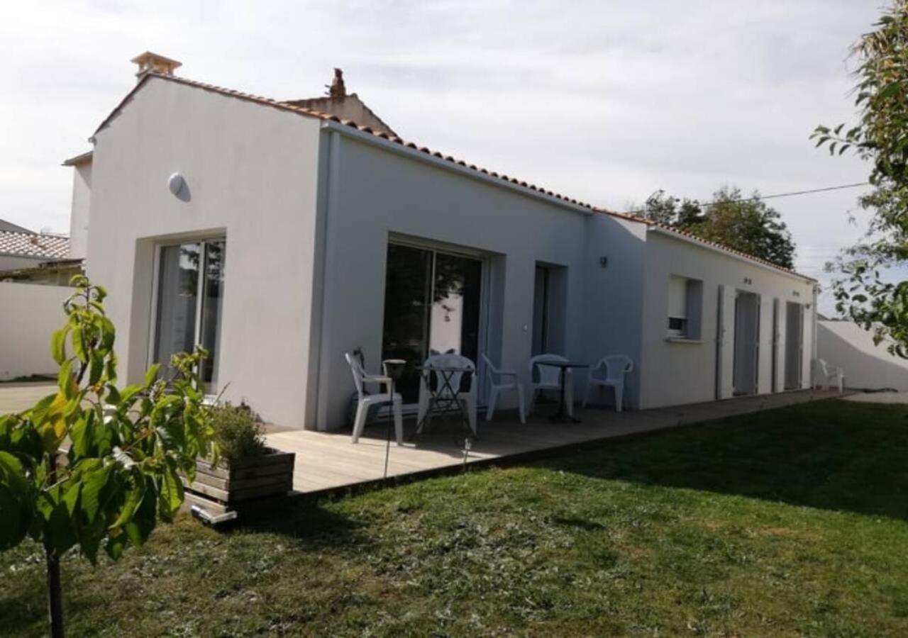 33 Bis Hotel La Rochelle  Exterior photo