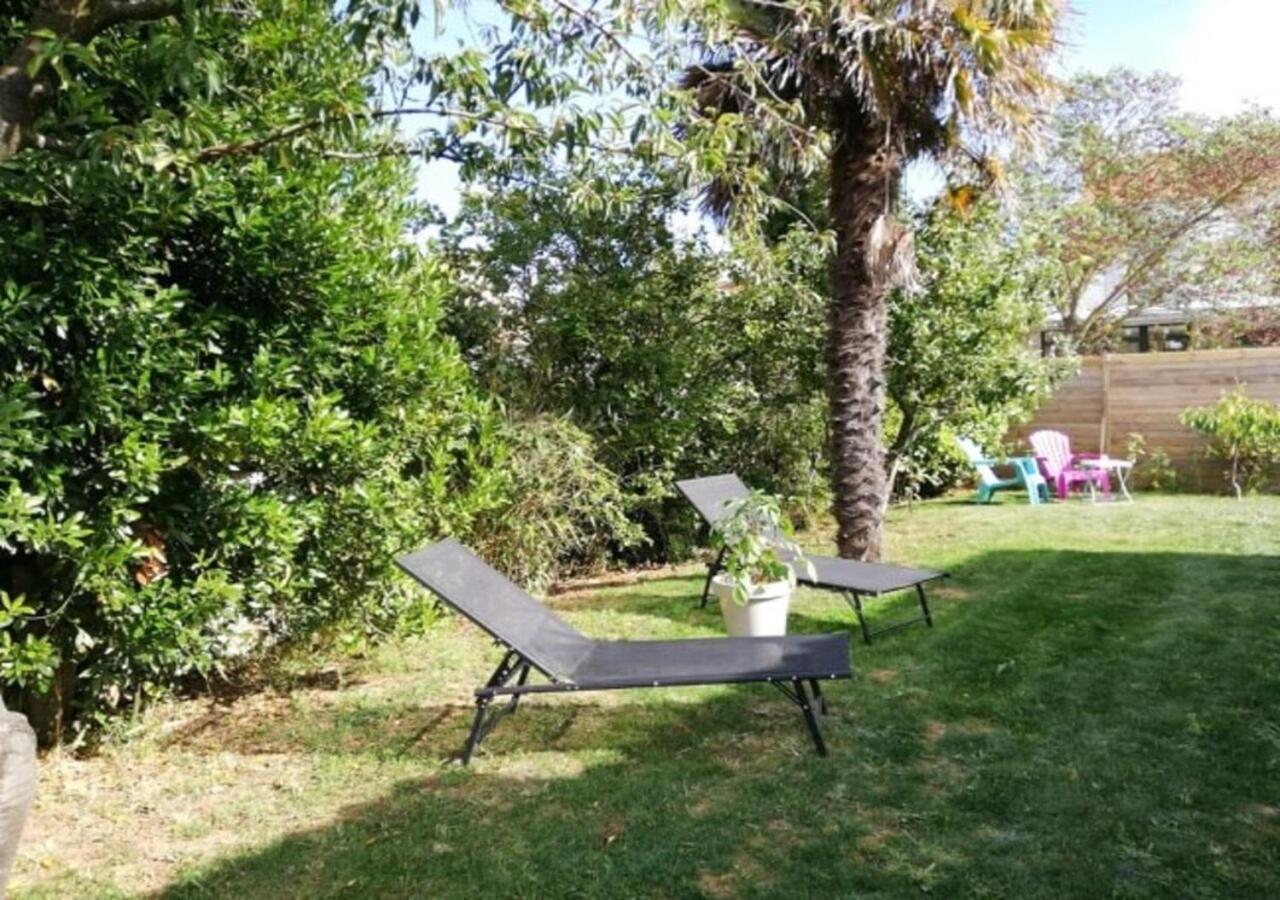 33 Bis Hotel La Rochelle  Exterior photo